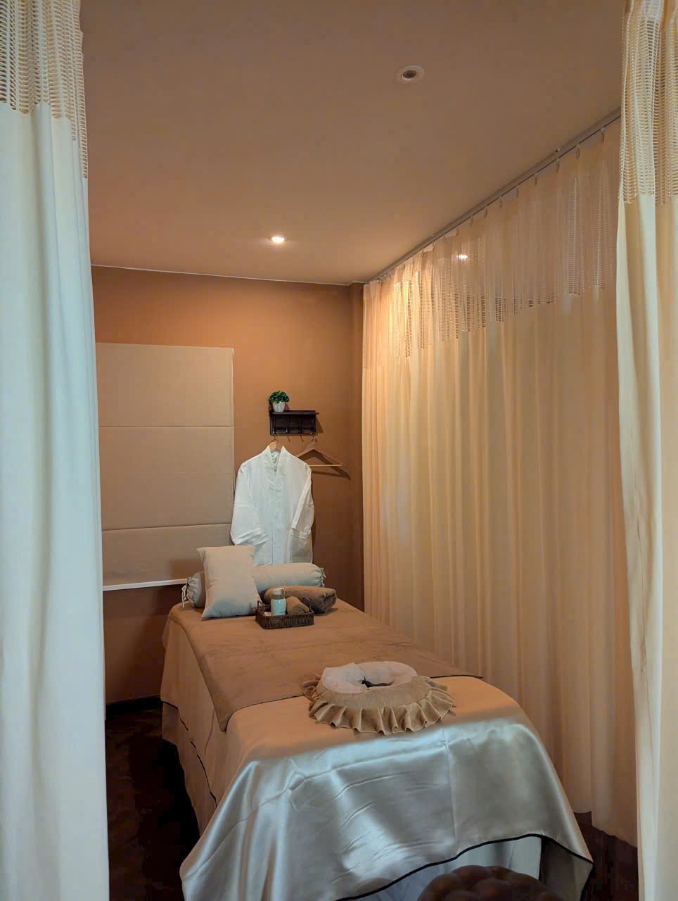 Healing Touch Spa, Spa An Phú, Spa quận 2, massage quận 2