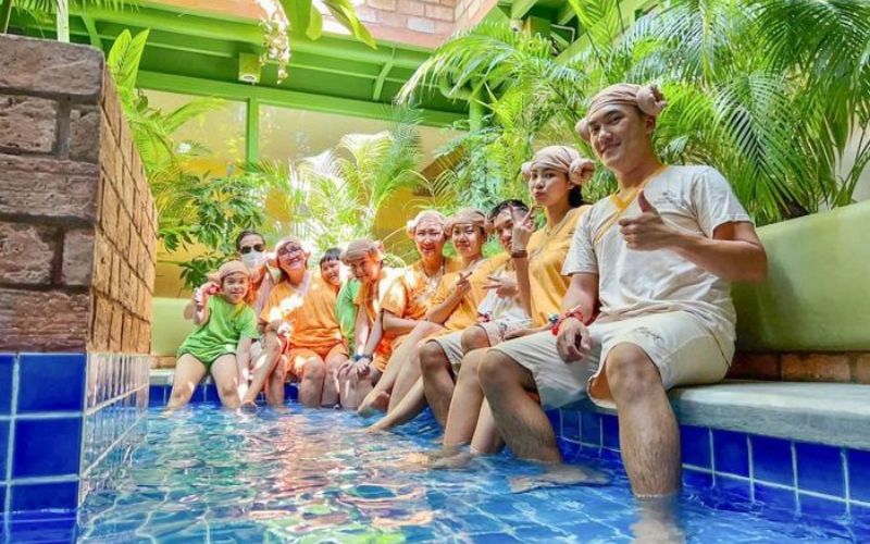 Golden Lotus Healing World