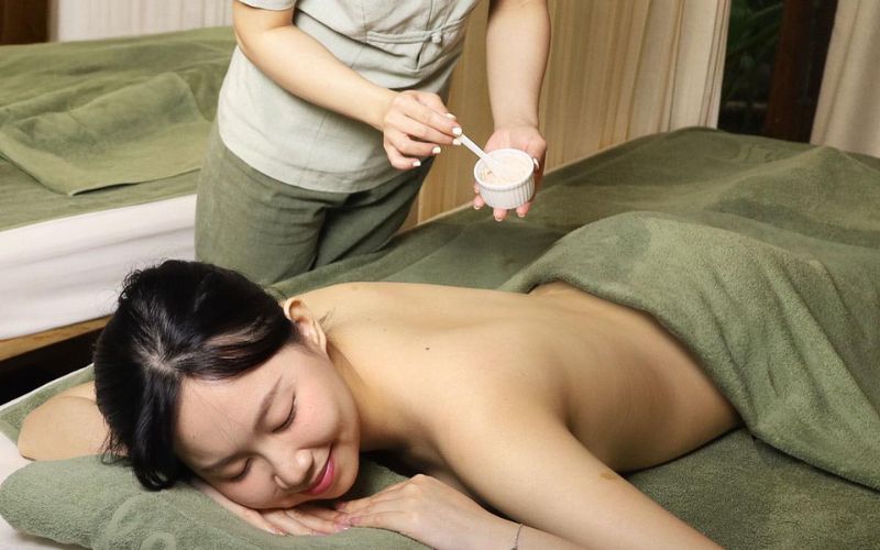 HIMALAYAN SALT STONE MASSAGE