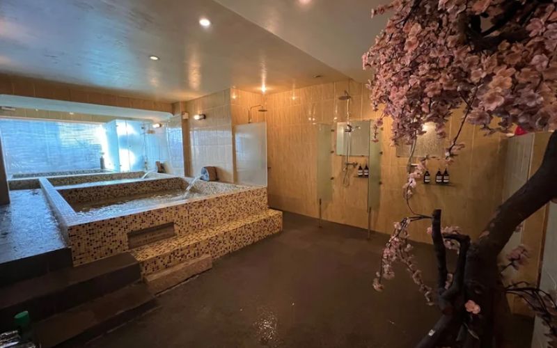 Temple Leaf Spa