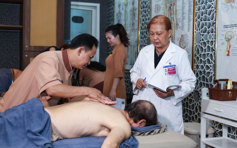Queen Spa - Hệ Thống Dưỡng Sinh Trị Liệu