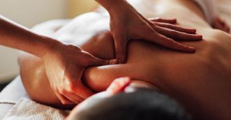 massage trị liệu cát lái