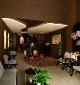Queen Spa